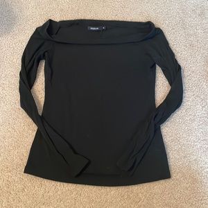 Off the shoulder black long sleeve